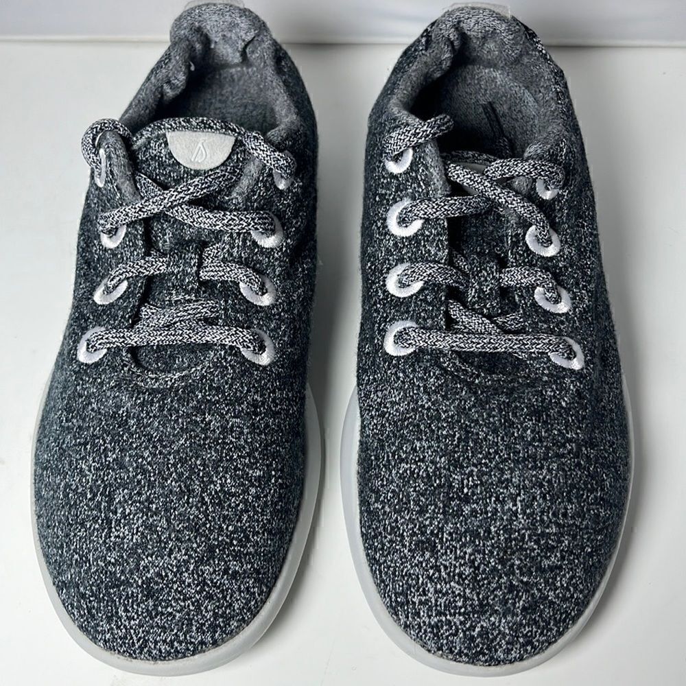 Allbirds women’s wool runner in natural grey.